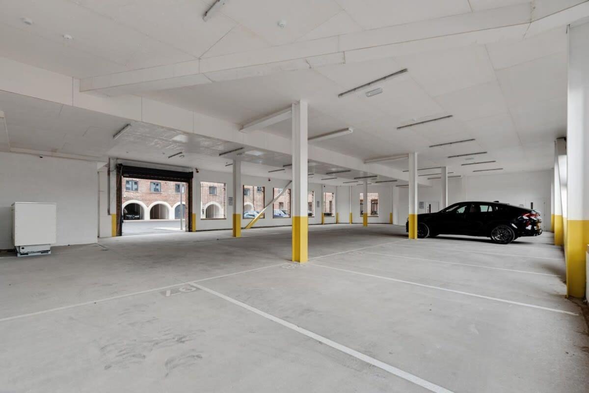 1 Bed Modern Apartment In A Converted Mill Leeds  Exterior photo